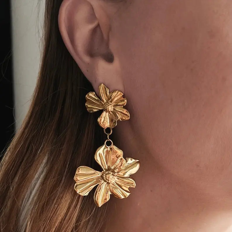 Peggy Vintage Flower Earrings